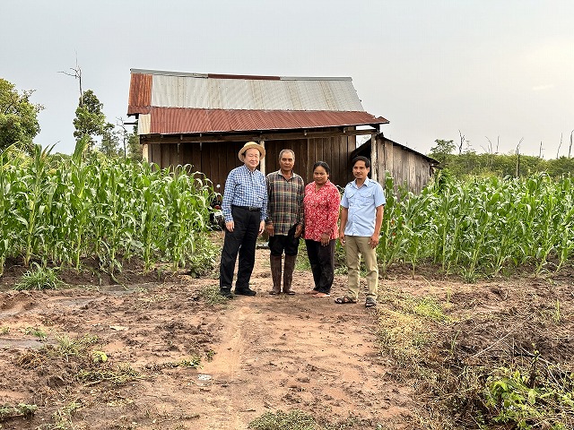 Meeting with neighboring farmers