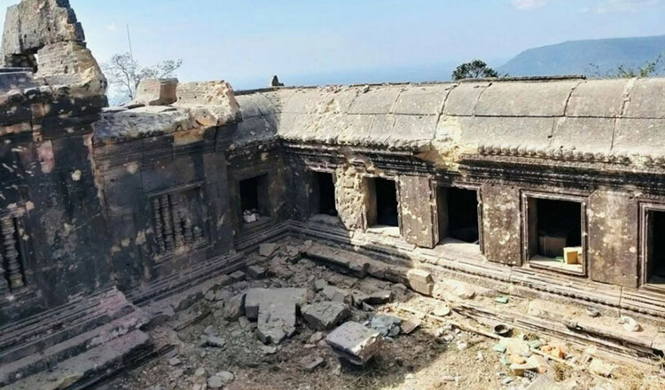 第三楼門の被弾